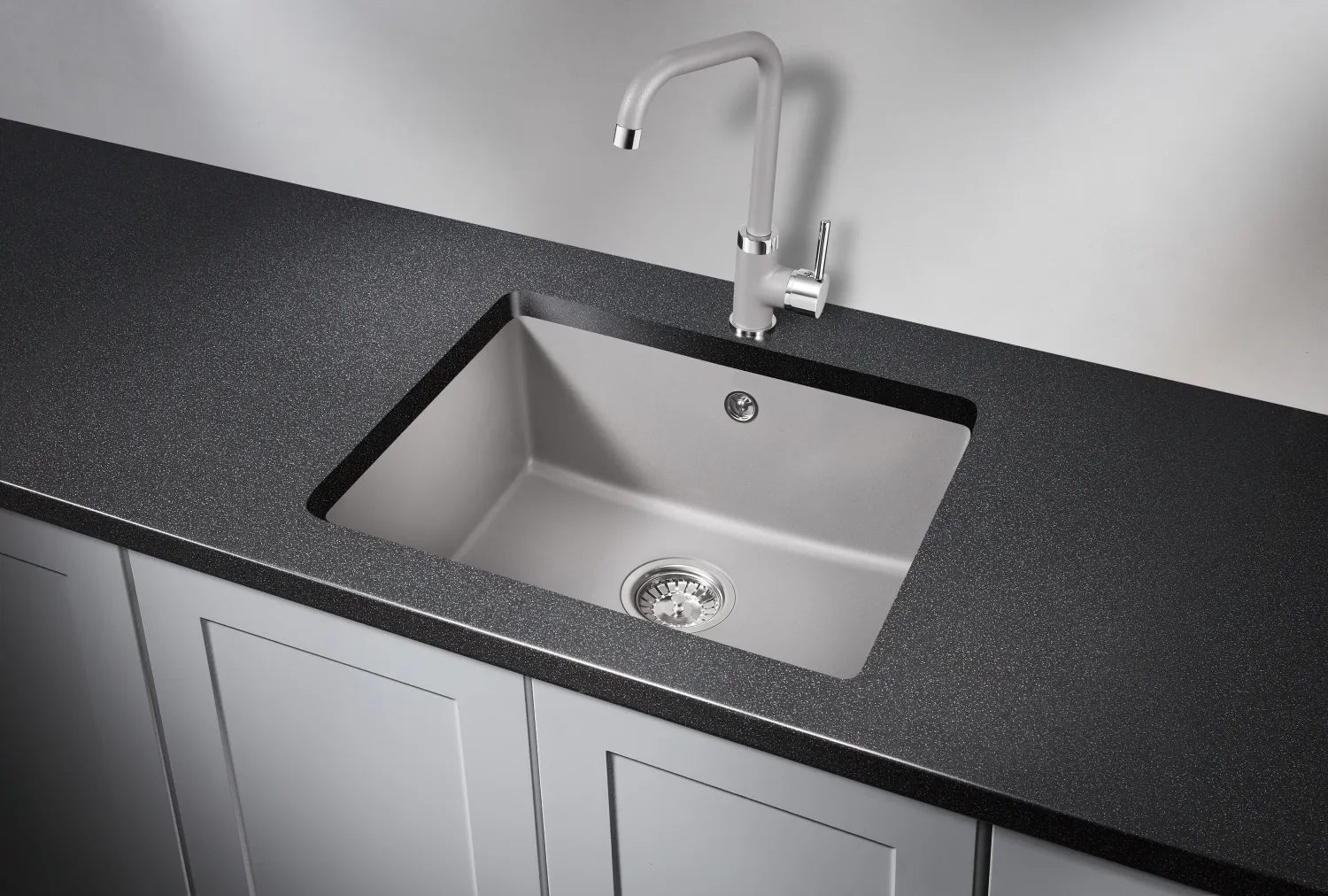 Мойка для кухни Granula 5551 алюминиум, 55,5х46 см, квадратная